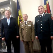 Reprezentantul Academiei Forţelor Terestre „Nicolae Bălcescu” din Sibiu în vizită la Academia Militară