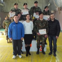 (Română) Halterofilii Academiei Militare au obţinut cupa Campionatului Armatei Naţionale