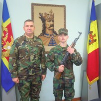 Student admis la Academia Militară