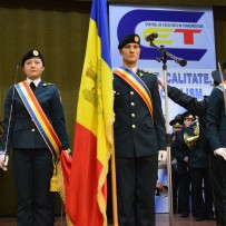 (Română) Studenții Academiei Militare au participat la festivalul folcloric ostășesc „La onor, la datorie”