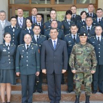 (Română) Ministrul Apărării Valeriu Troenco a vizitat Academia Militară