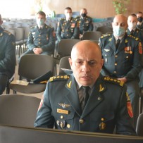 (Română) Prezentarea comisiei examenului de licenţă în Academia Militară a Forţelor Armate „Alexandru cel Bun”
