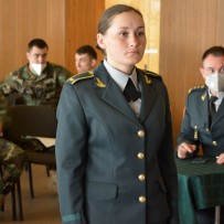 (Română) Absolvenţii Academiei Militare repartizaţi la locurile de serviciu
